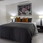 The Botanical 402