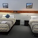 Elm Court Motel