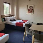 Seaton Arms Motor Inn