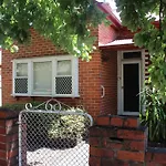 The Cosy House - Central Albury