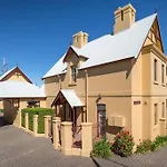 Porters Cottage Classic