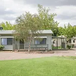 Lake Hume Resort