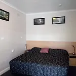 Clifton Motel