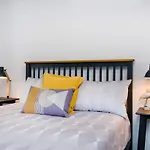 Albury Yalandra Apartment 4