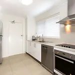 Living In Luxury - Central & Sophisticated
