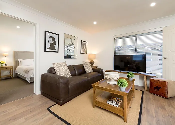 Sleeping In Style - Central & Sophisticated