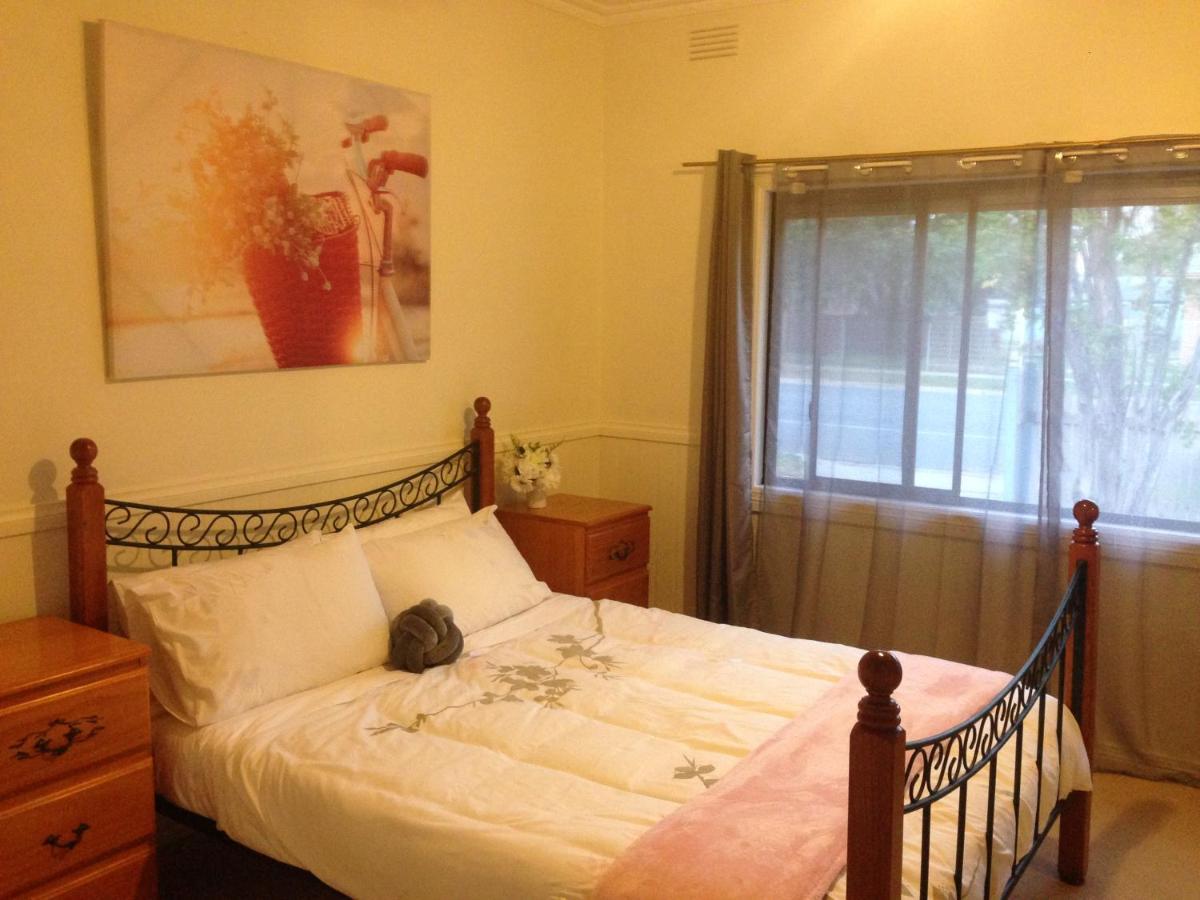 Wombat Holiday home Albury