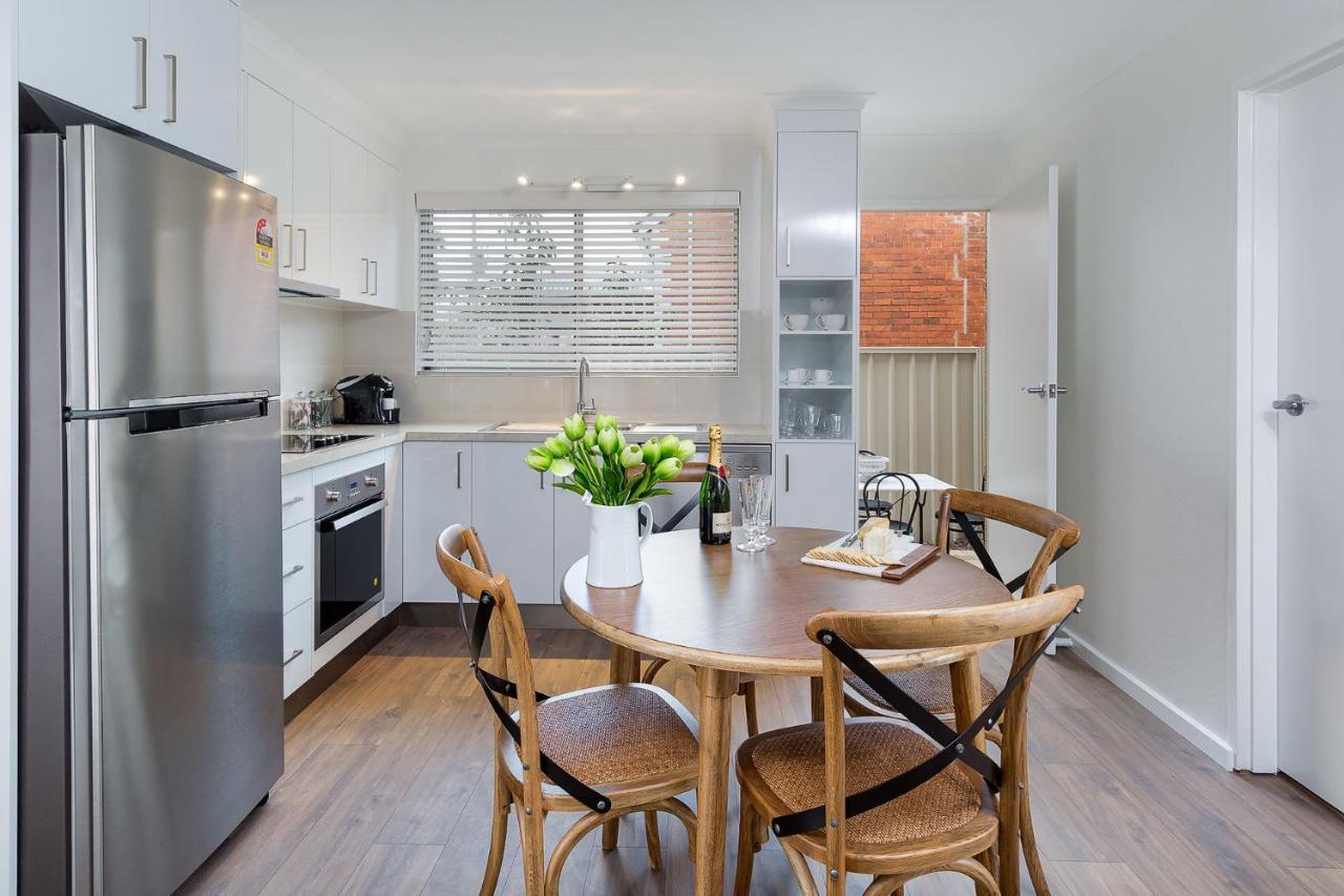 The Executive - & Sophisticated Albury
