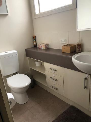 Executive 3br Townhouse 50m To Dean Street * Albury