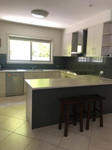 Executive 4br Townhouse