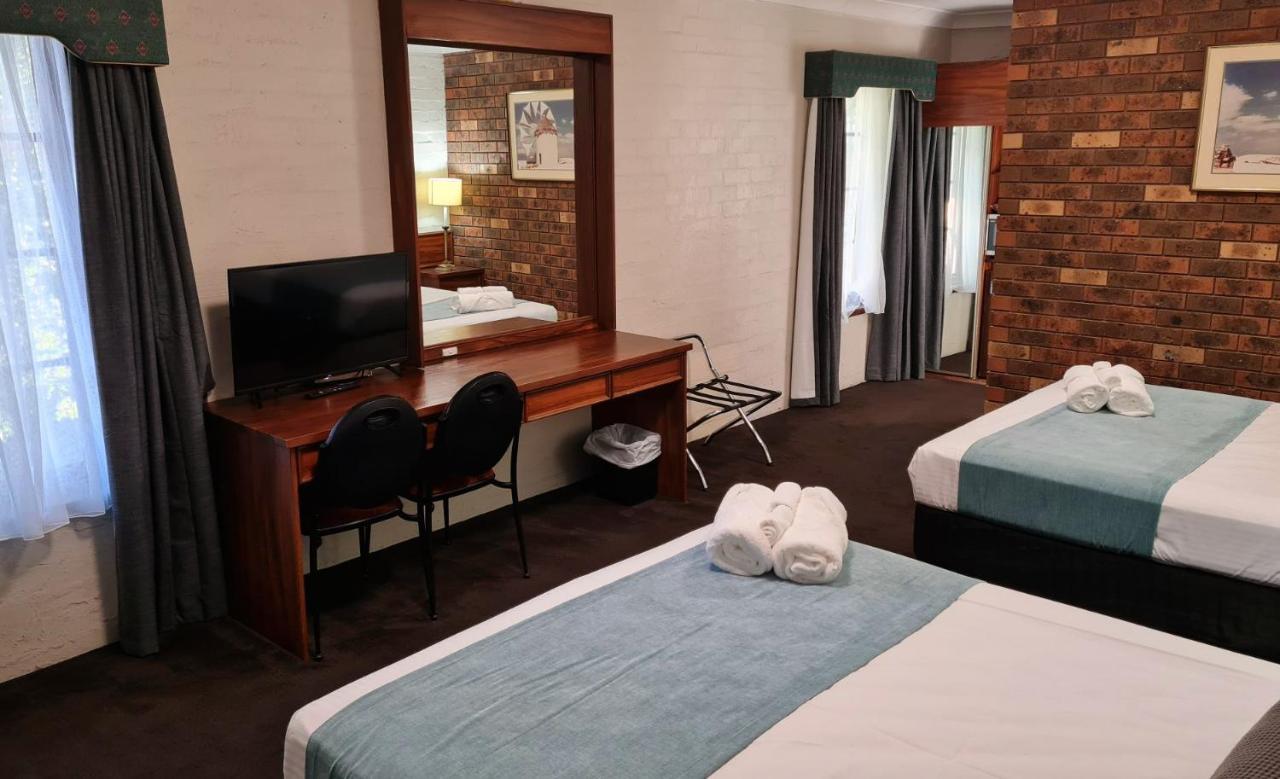 Seaton Arms Motor Motel 3*