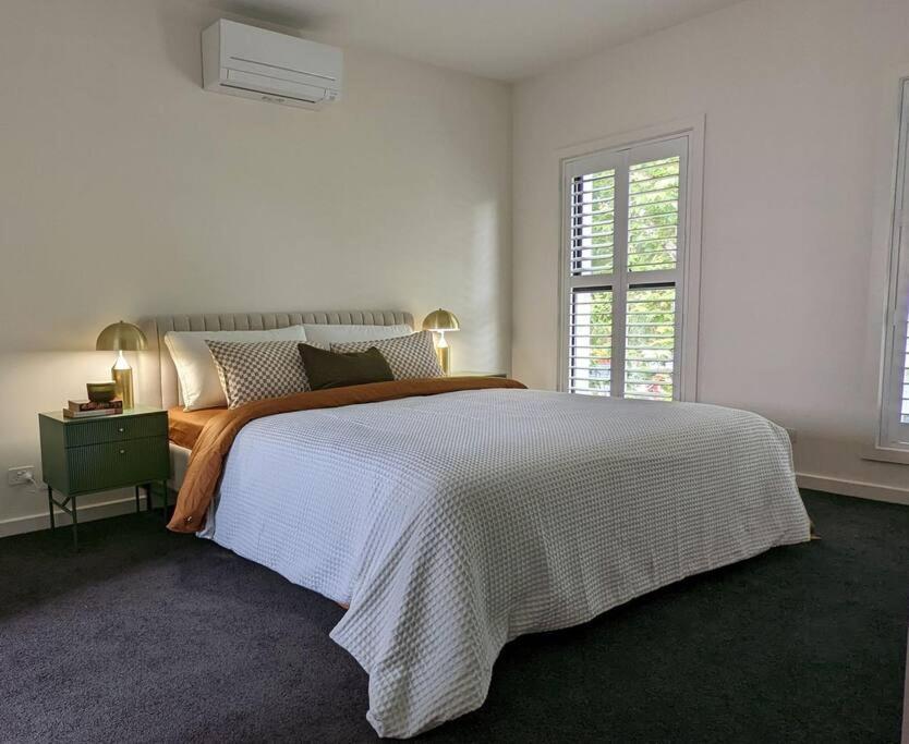 Location & Luxury 2br 2 Bath Albury