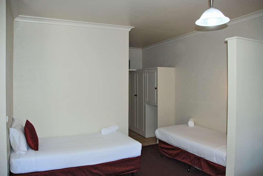 Hotel Commodore Motor Inn