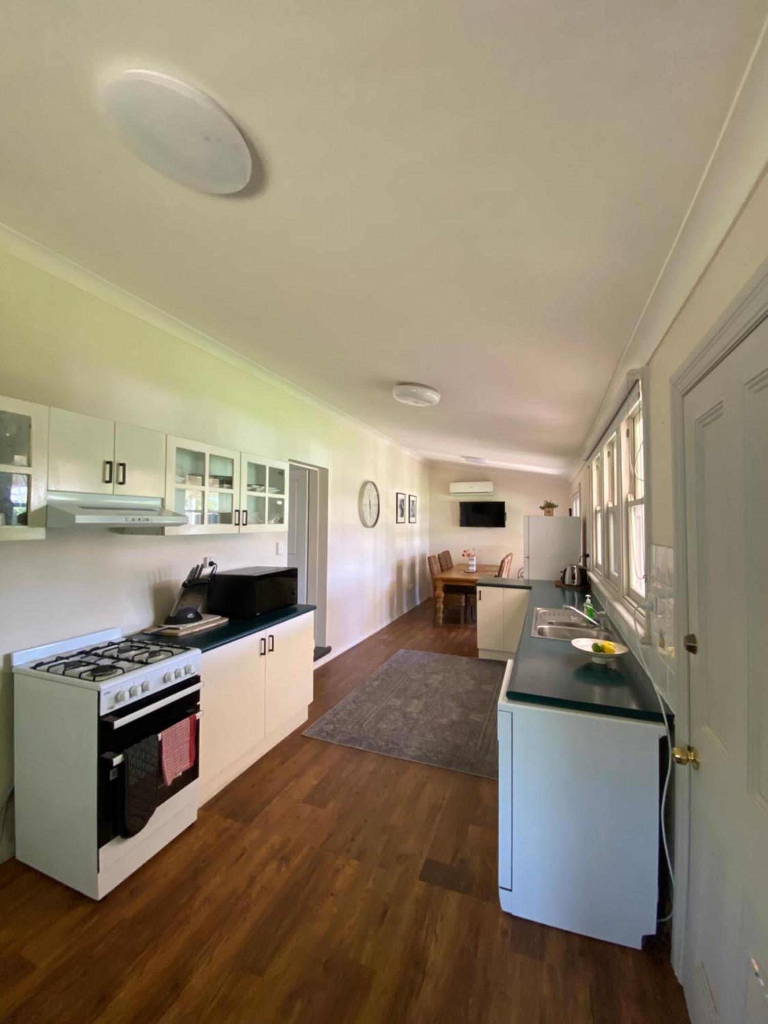 Holiday home Somerby! Modern Character Property! Cbd,pets,park
