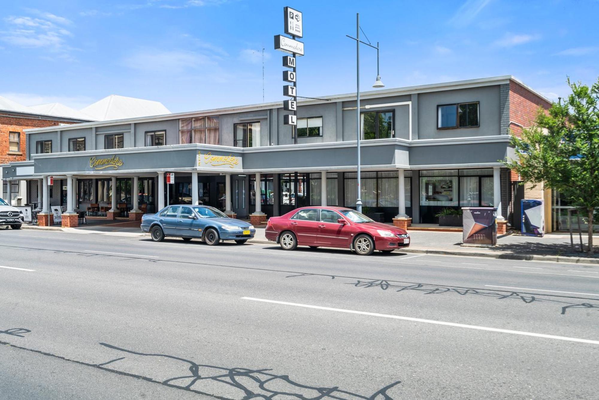 Commodore Motor Inn 3* Albury
