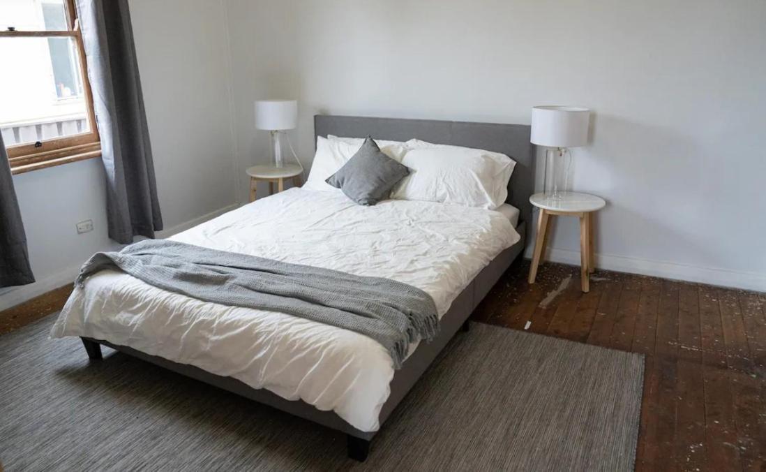 East Near Hospital & Sports Precinct Albury