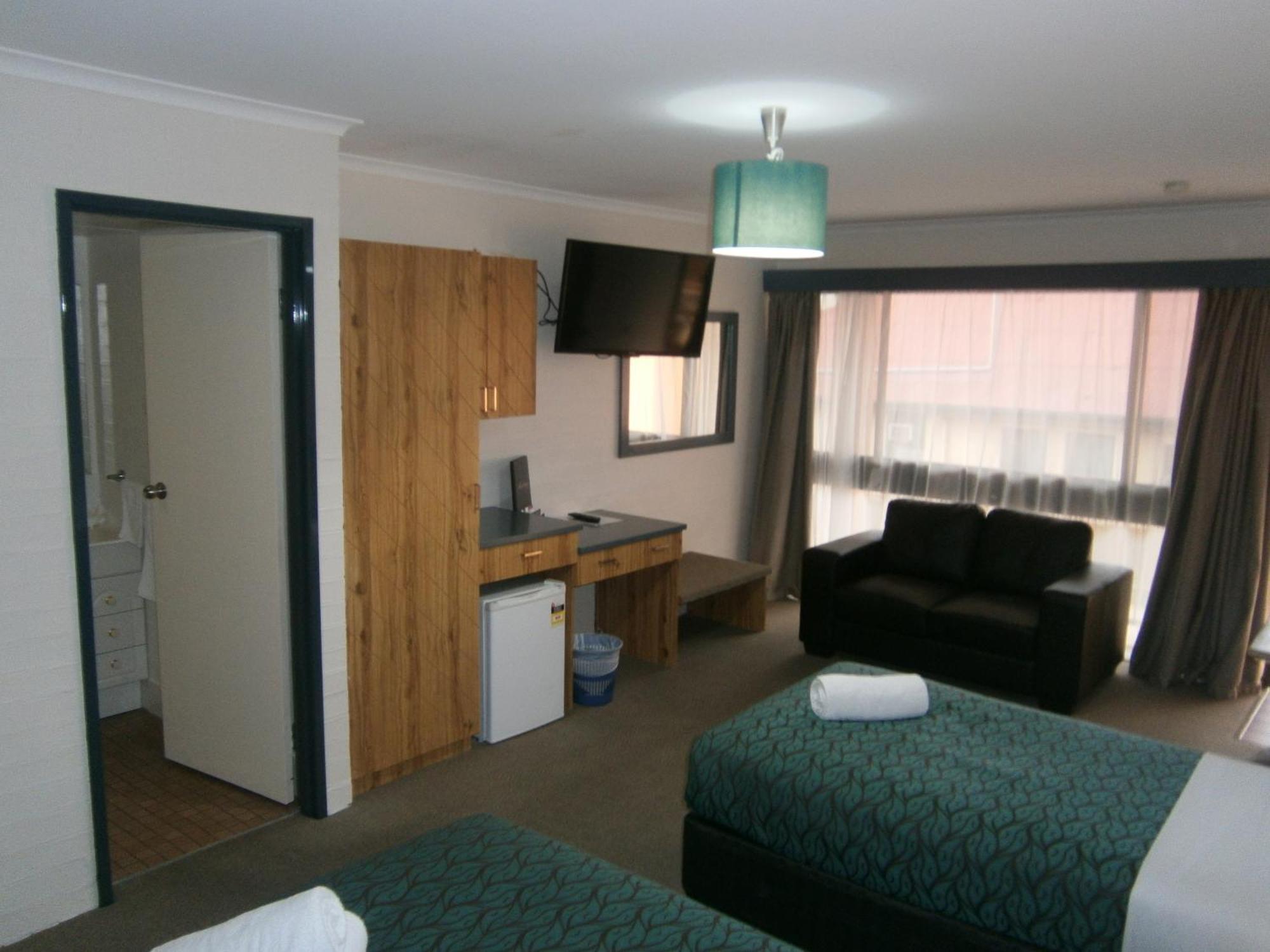 Winsor Park Motor 3*