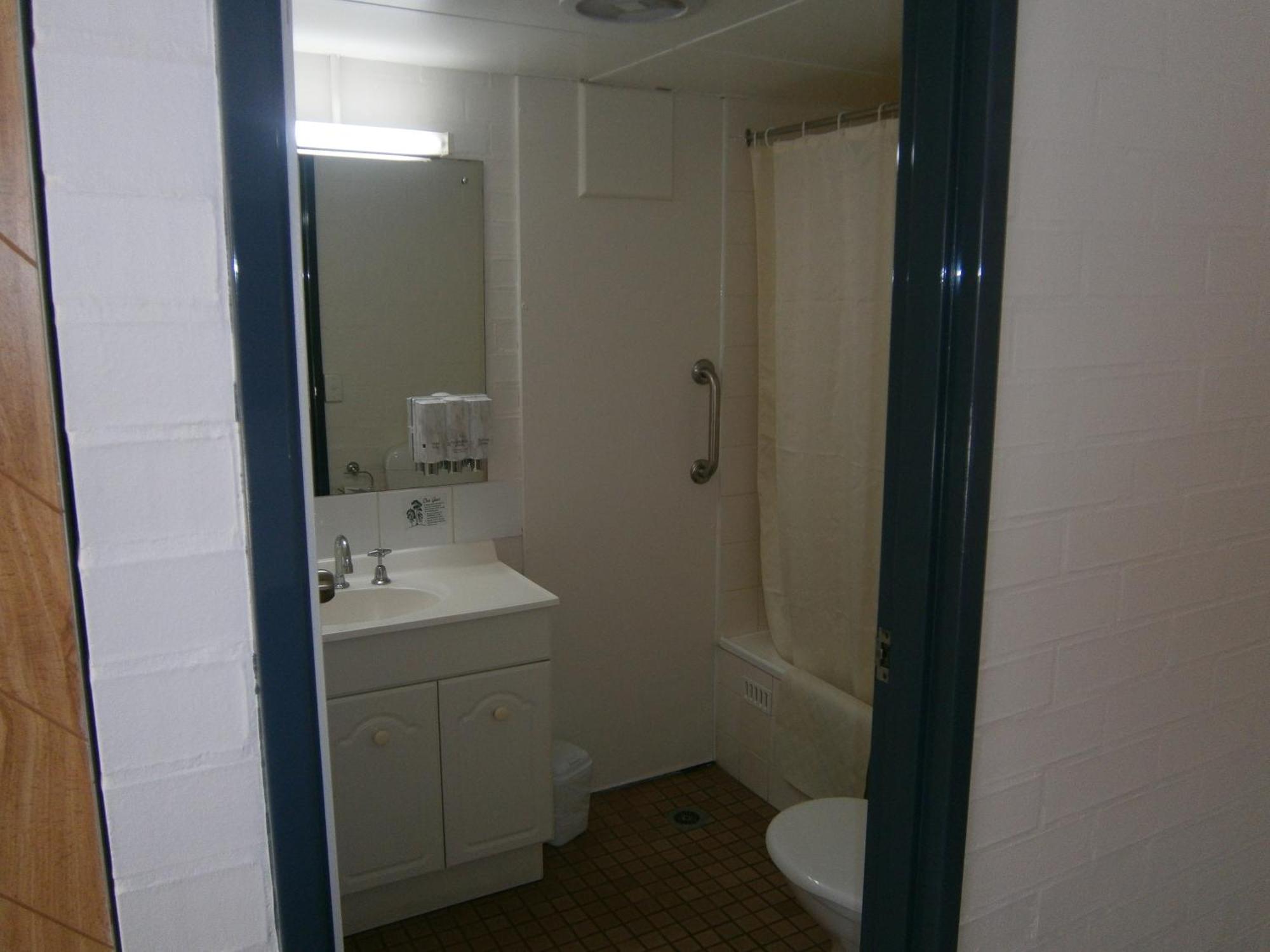Winsor Park Motor 3* Albury