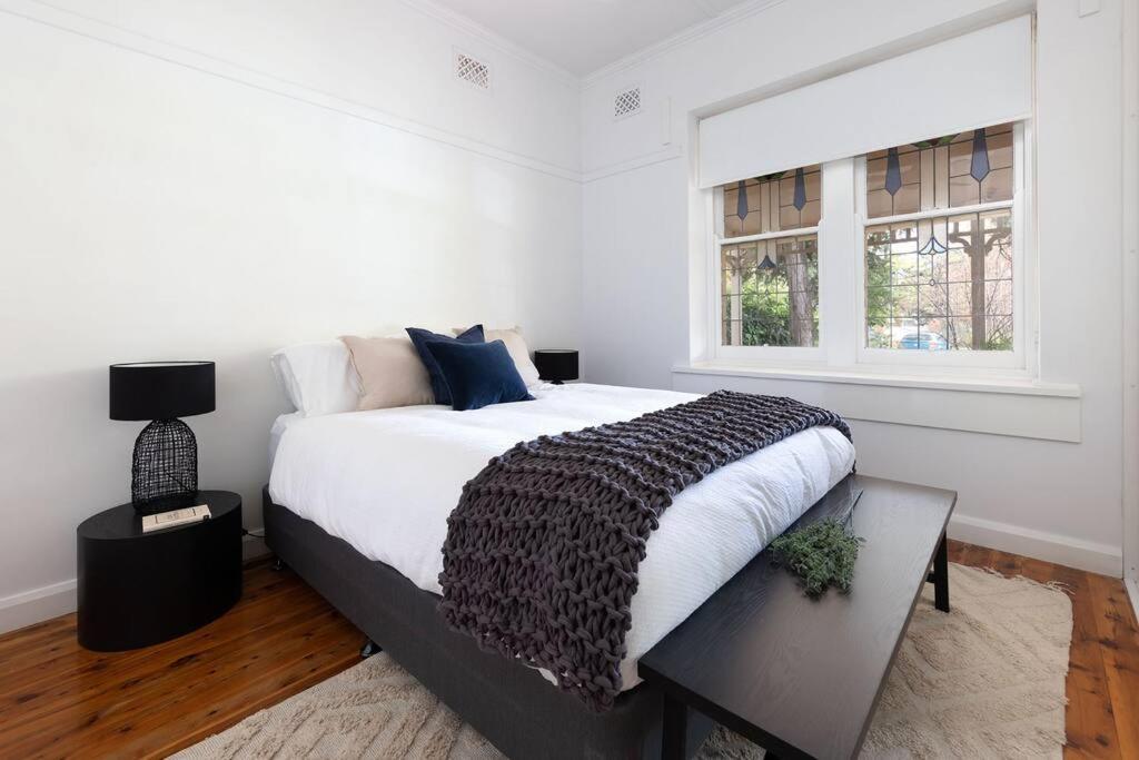 White Rabbit On Jones- Sophistication Holiday home