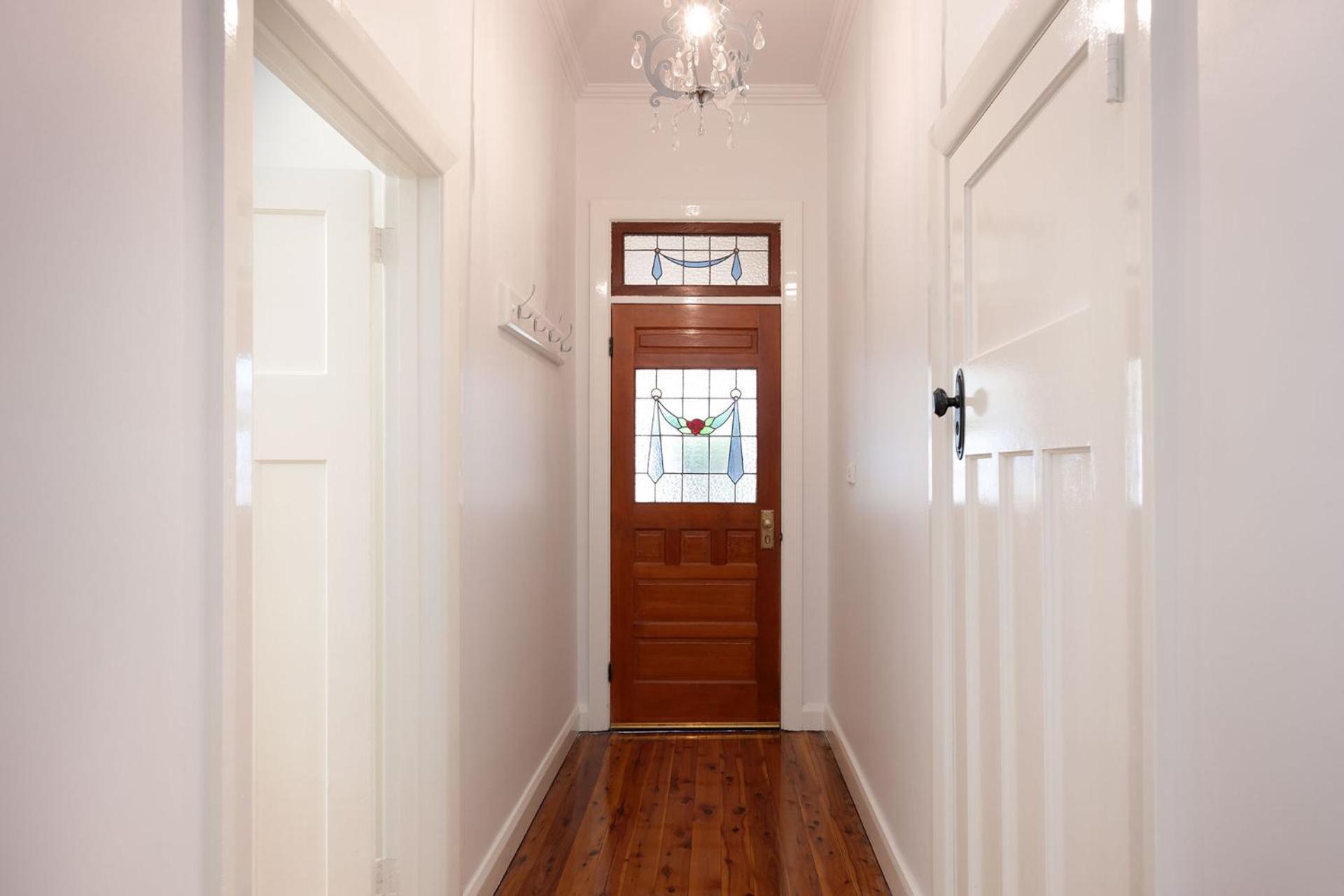 White Rabbit On Jones- Sophistication Holiday home