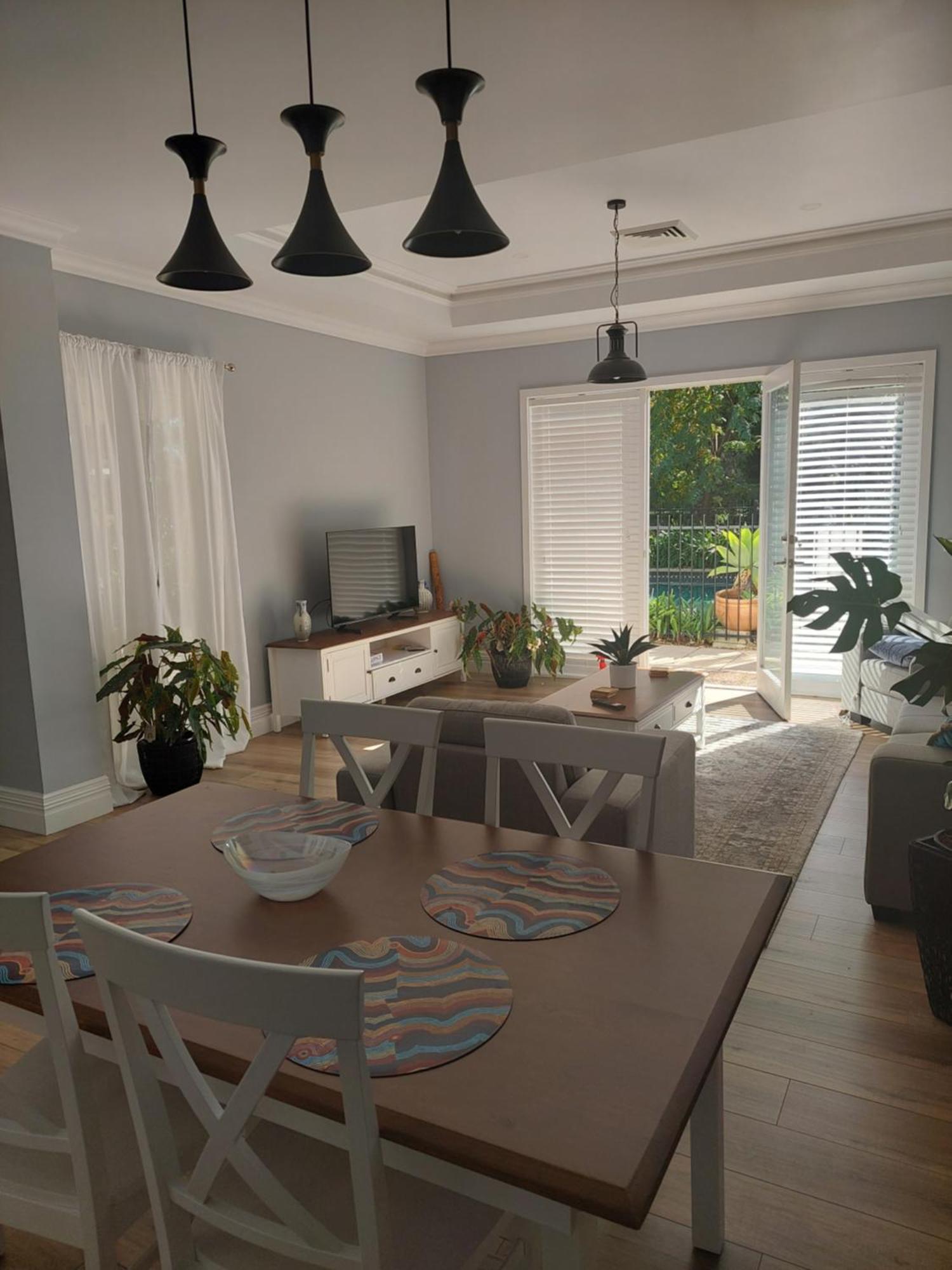 Pool House Lodge Albury
