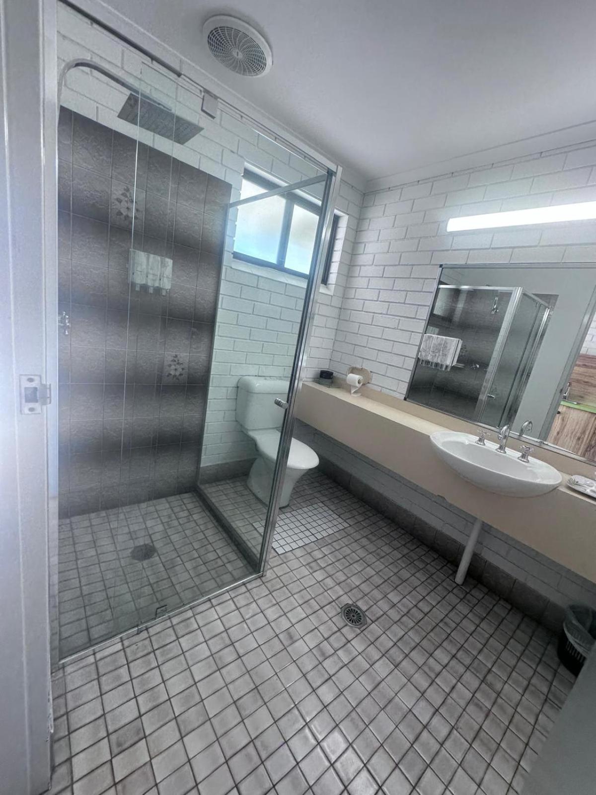 Motel Garden Court 3*