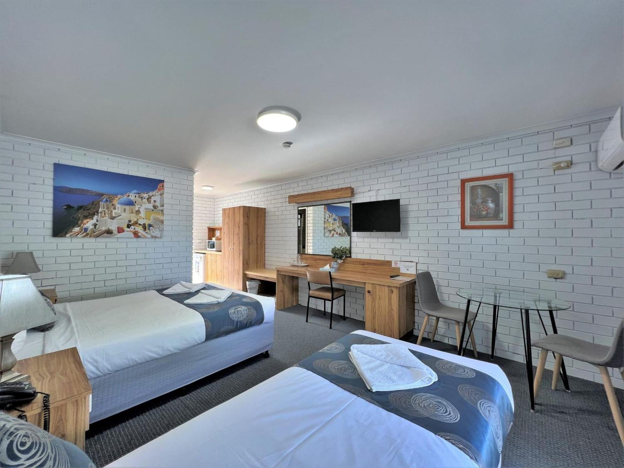 Garden Court 3* Albury