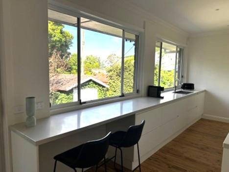 Apartment Pristine And Private On Pemberton *