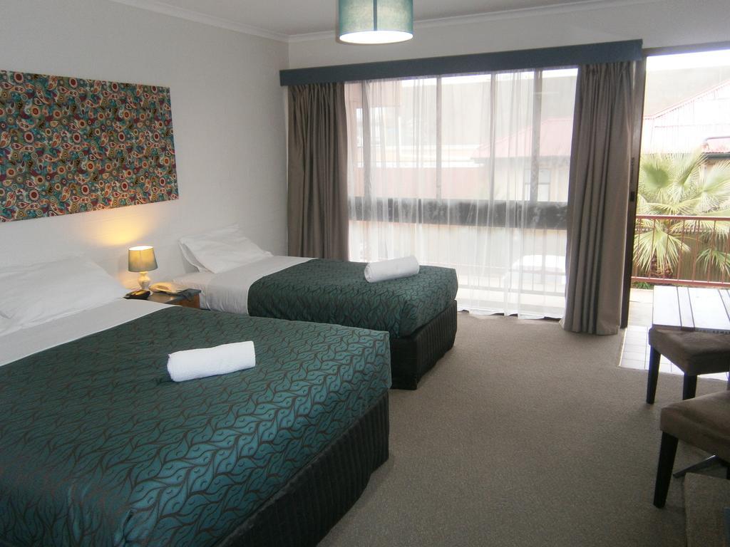 Winsor Park Motor Motel 3*
