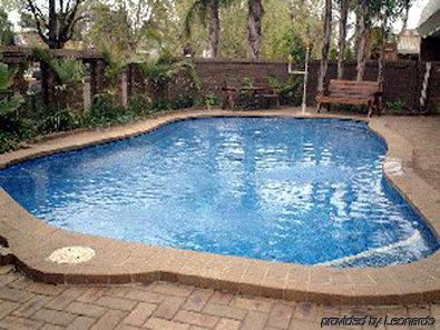 Motel Garden Court 3*