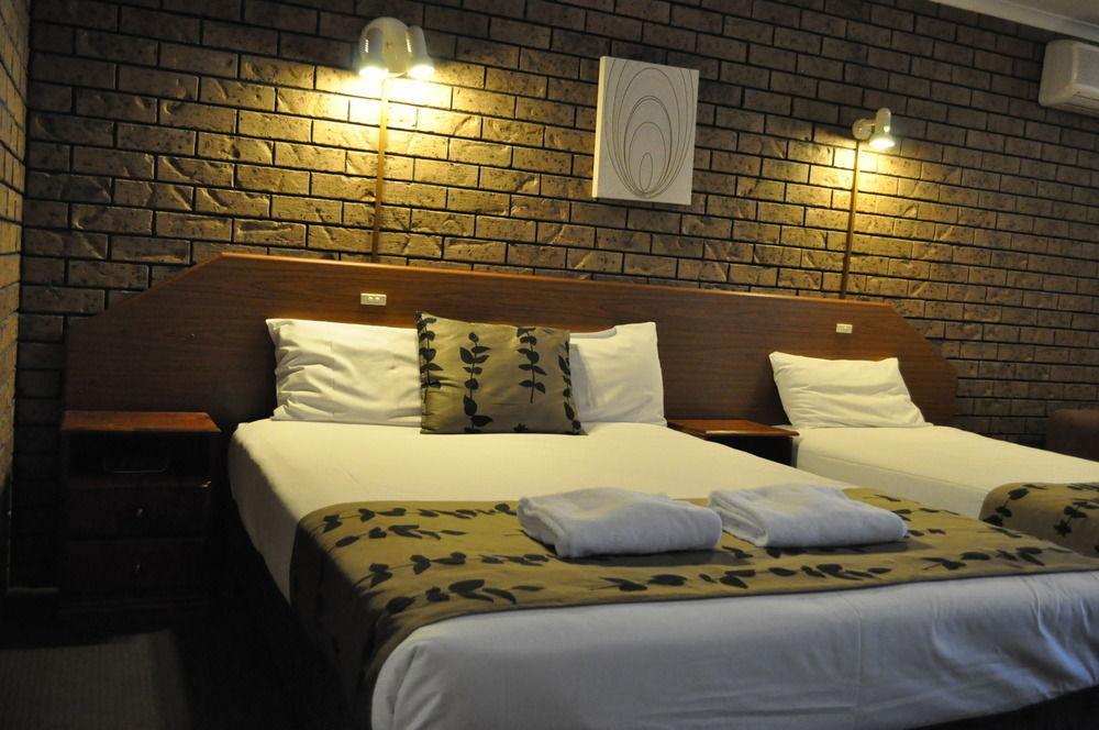 Burvale Motor Motel 3*