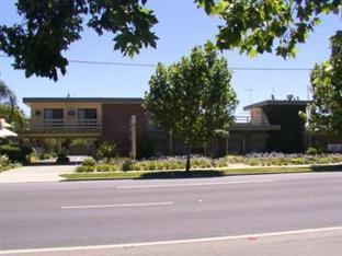 Burvale Motor 3* Albury