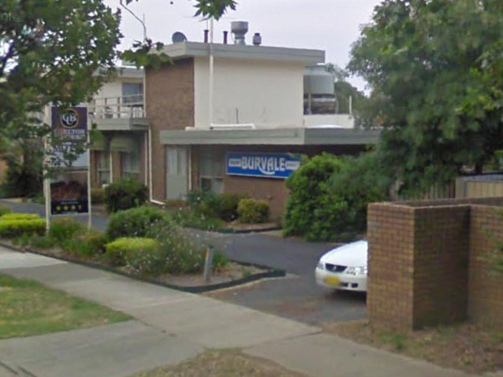 Burvale Motor Motel 3*