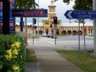 Clifton Albury
