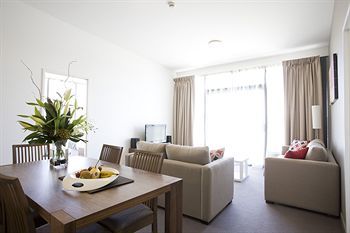 Quest Aparthotel
