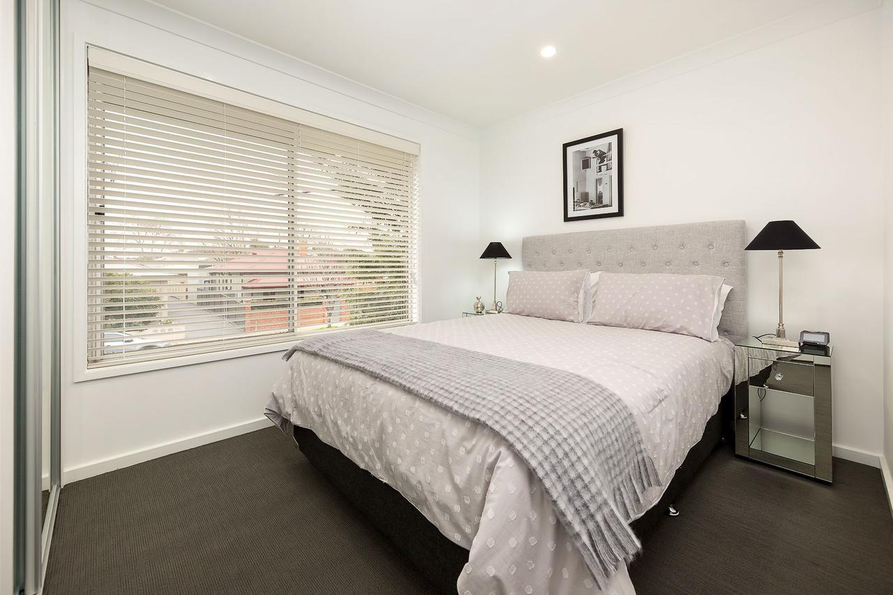 The Provincial - & Sophisticated * Albury
