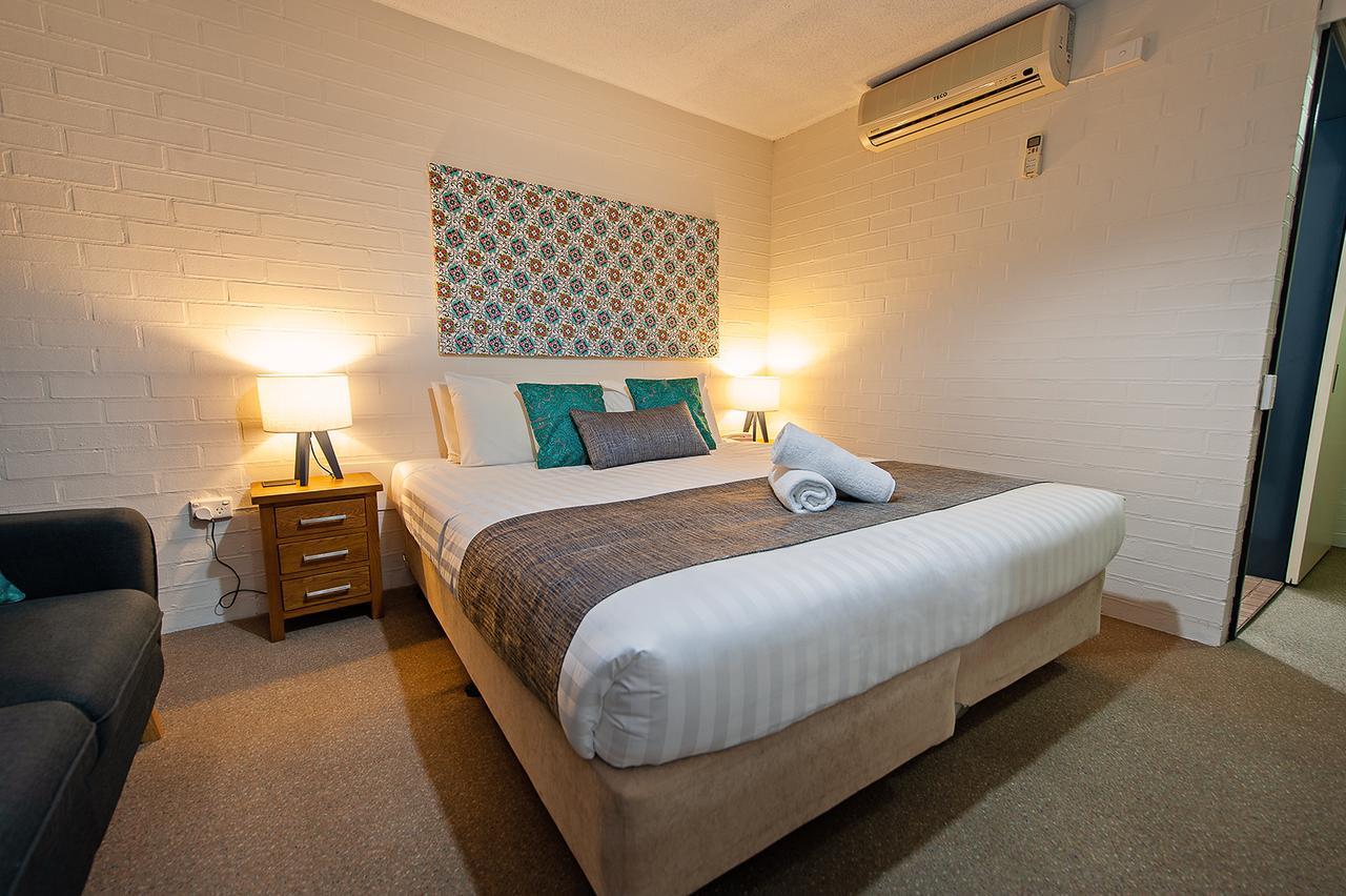 Winsor Park Motor Motel 3*
