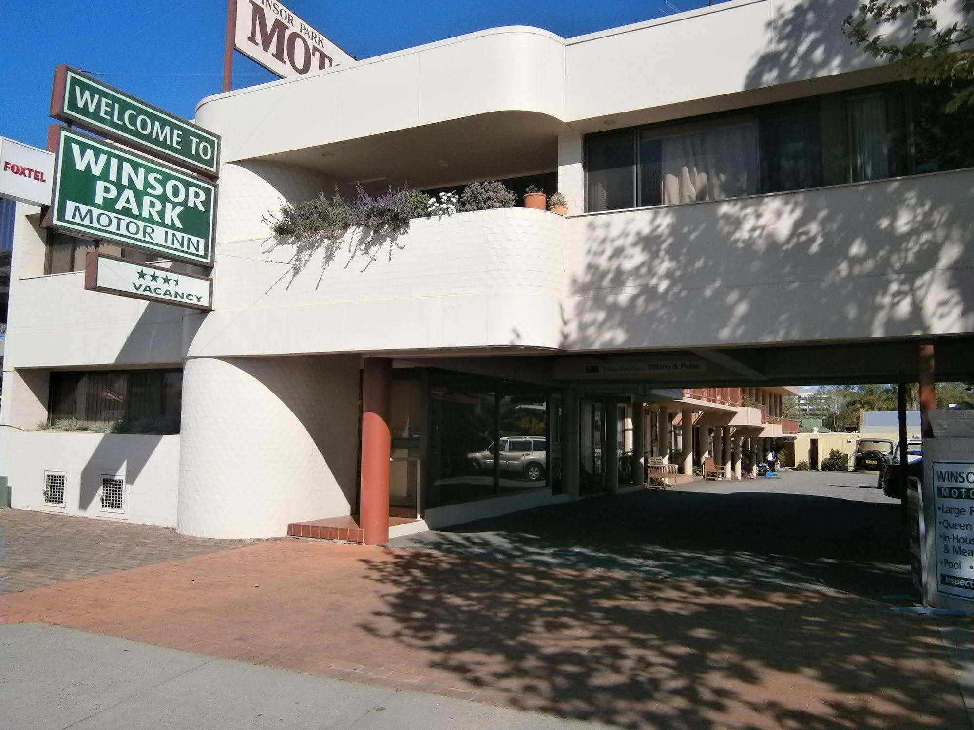 Winsor Park Motor 3* Albury