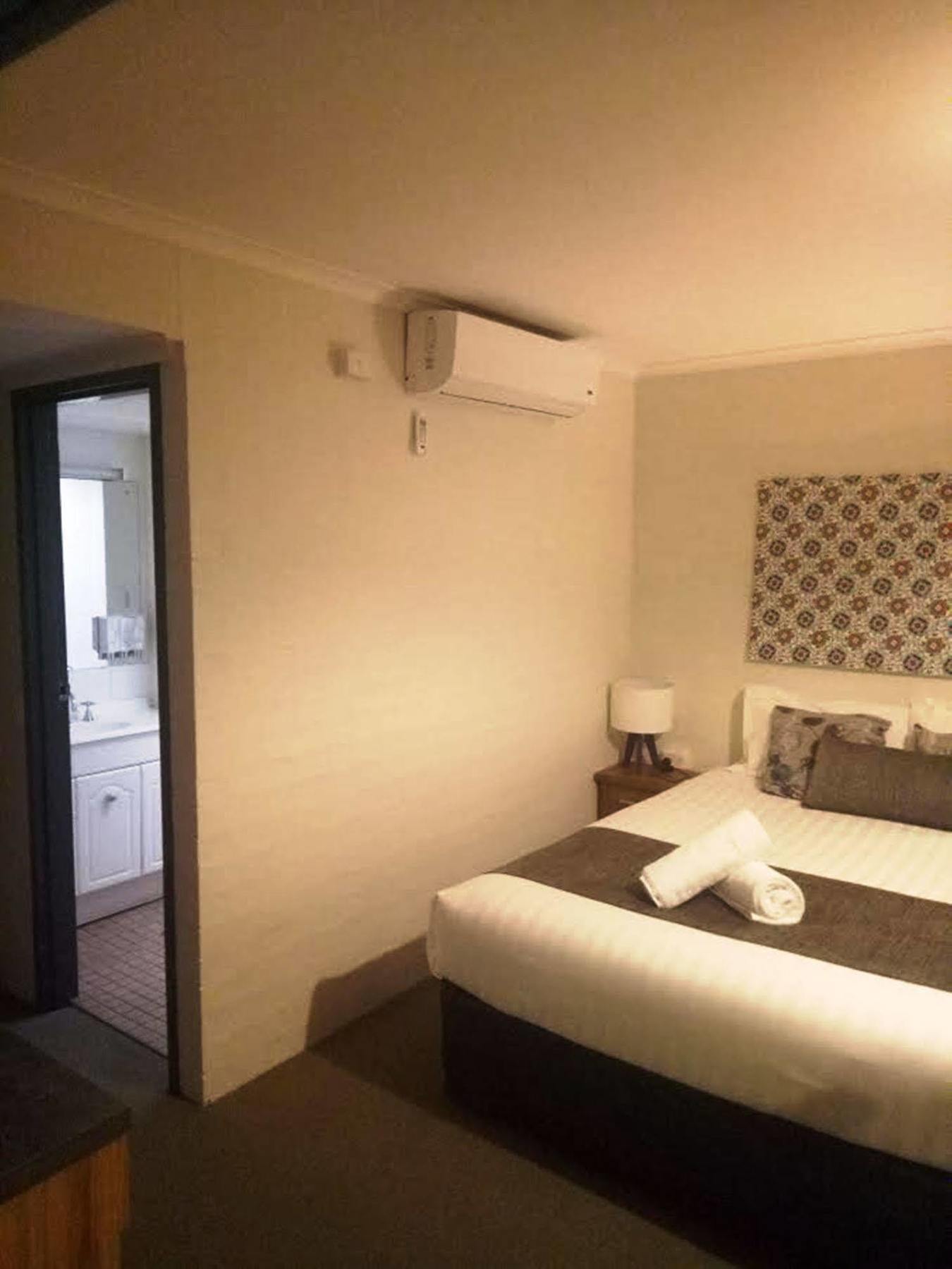 Winsor Park Motor 3* Albury