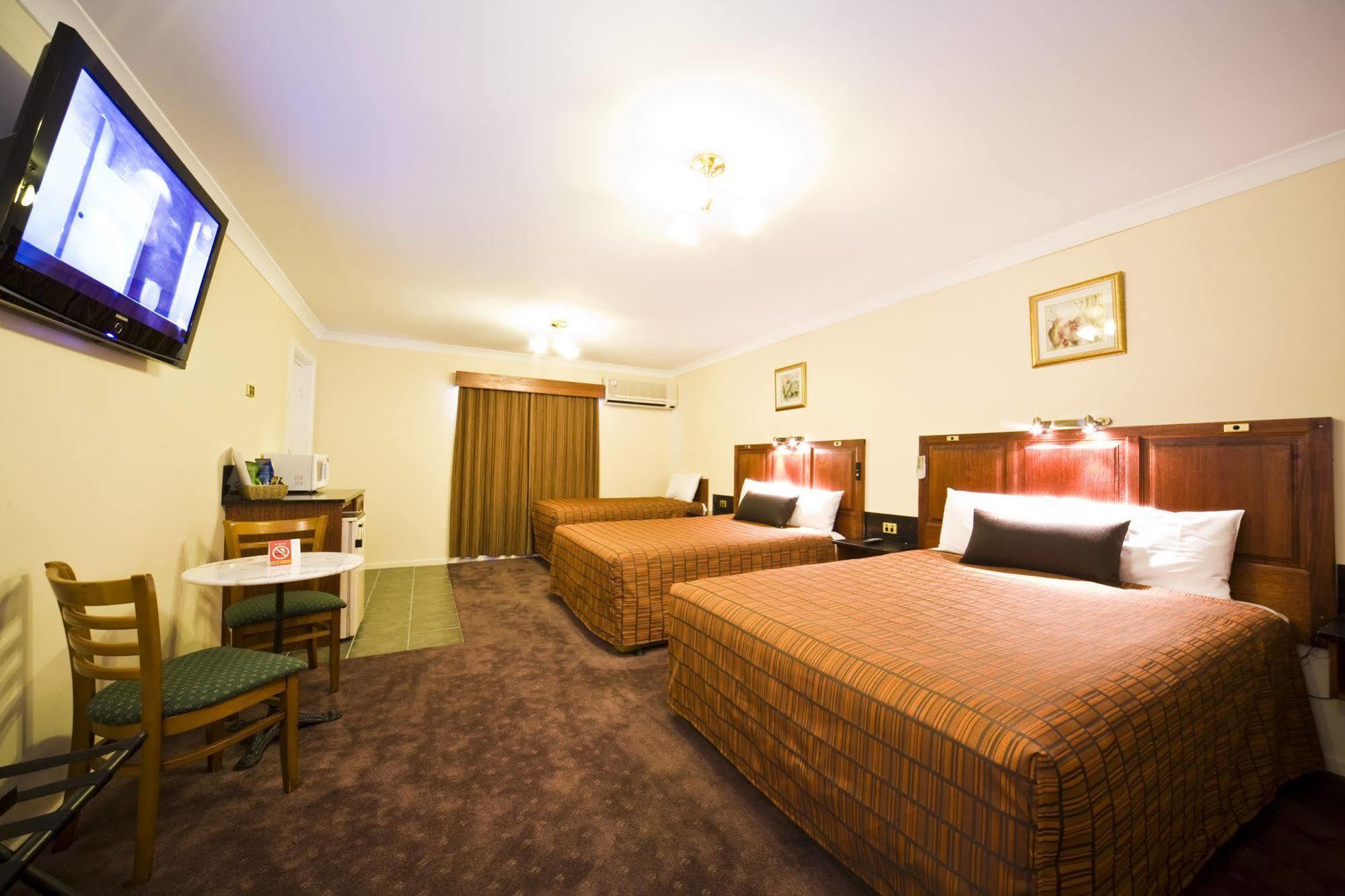 Hotel Georgian & 4*