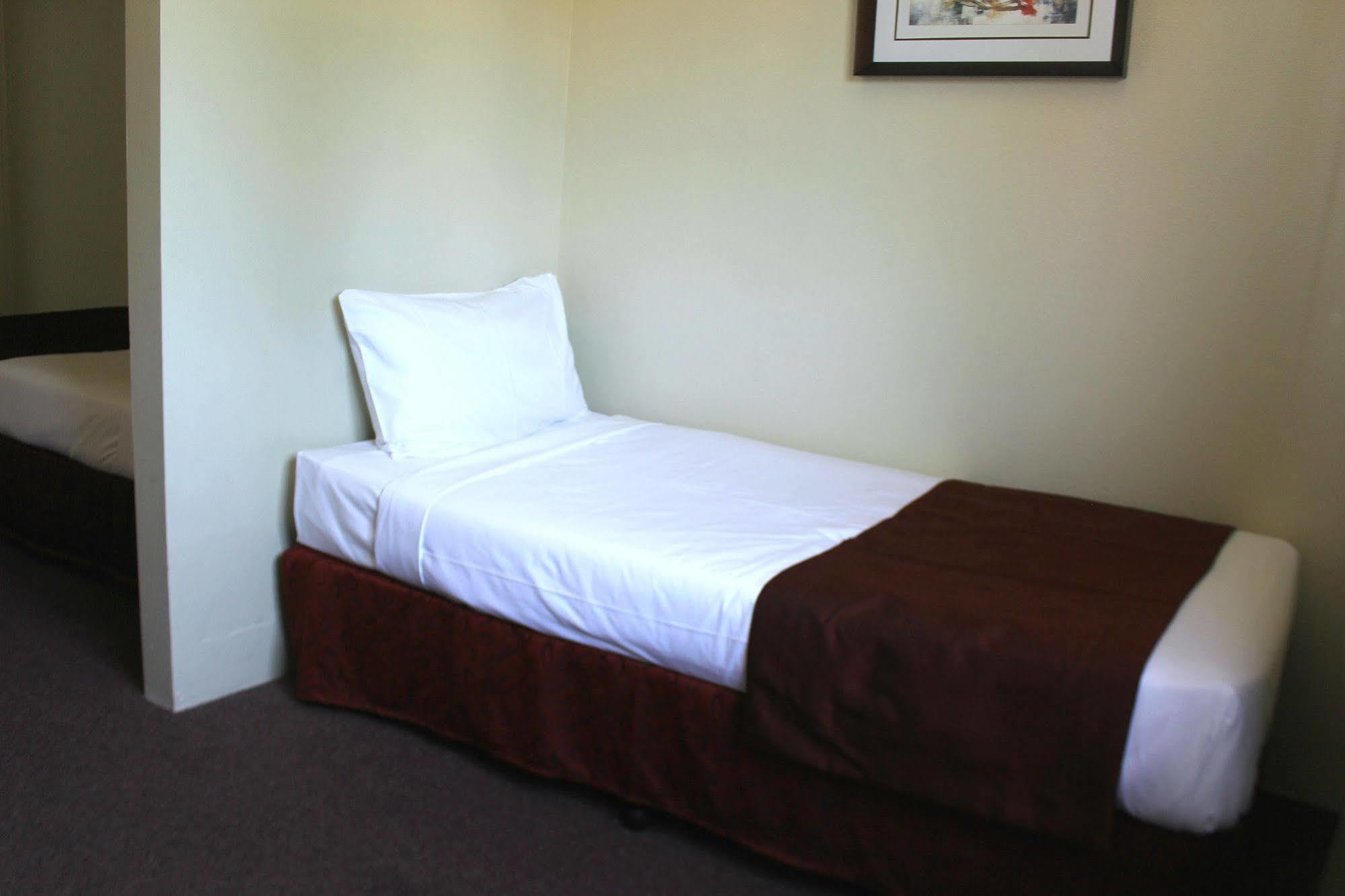 Commodore Motor Inn Albury