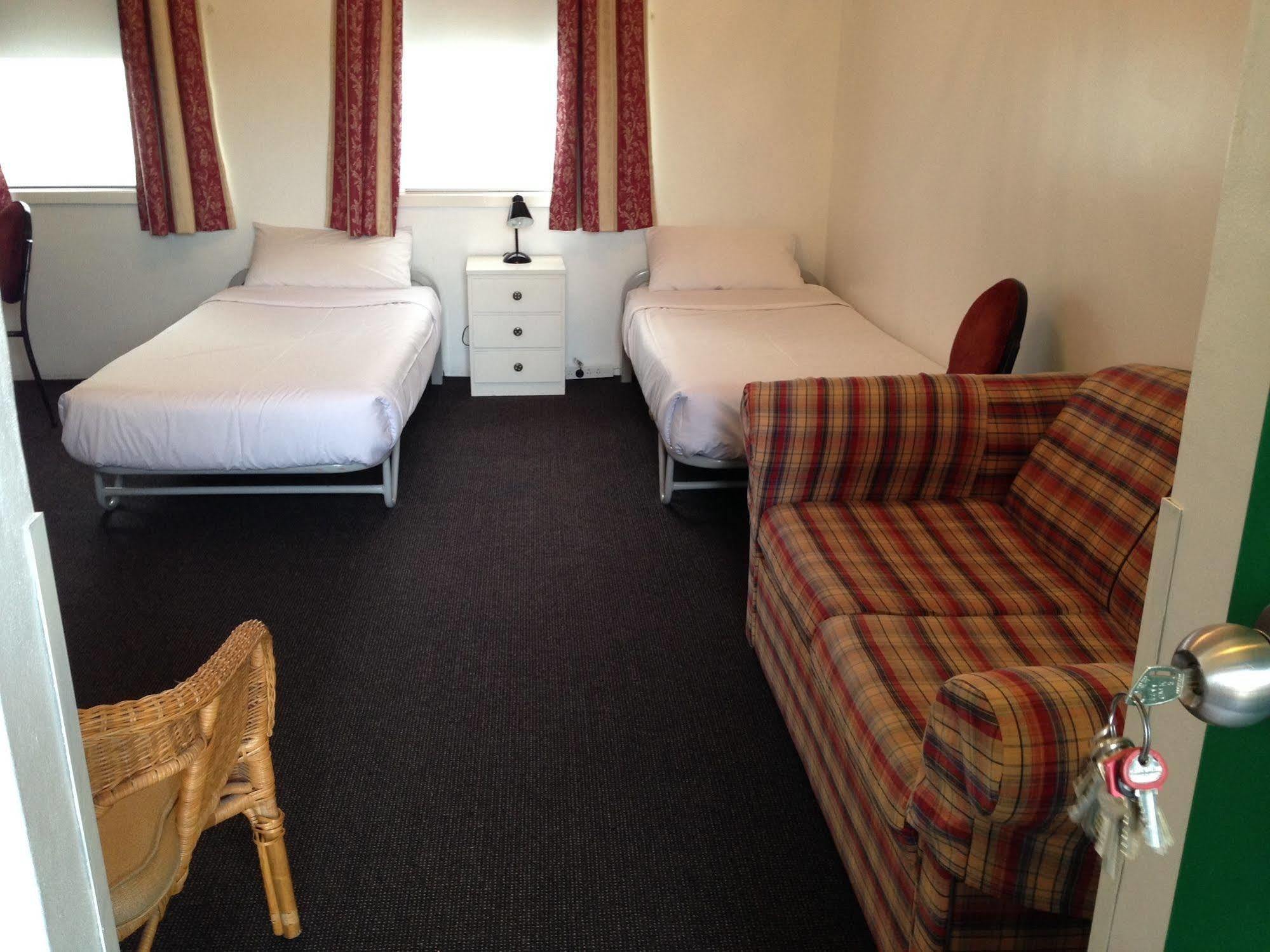 Seaton Arms Motor Motel 3*