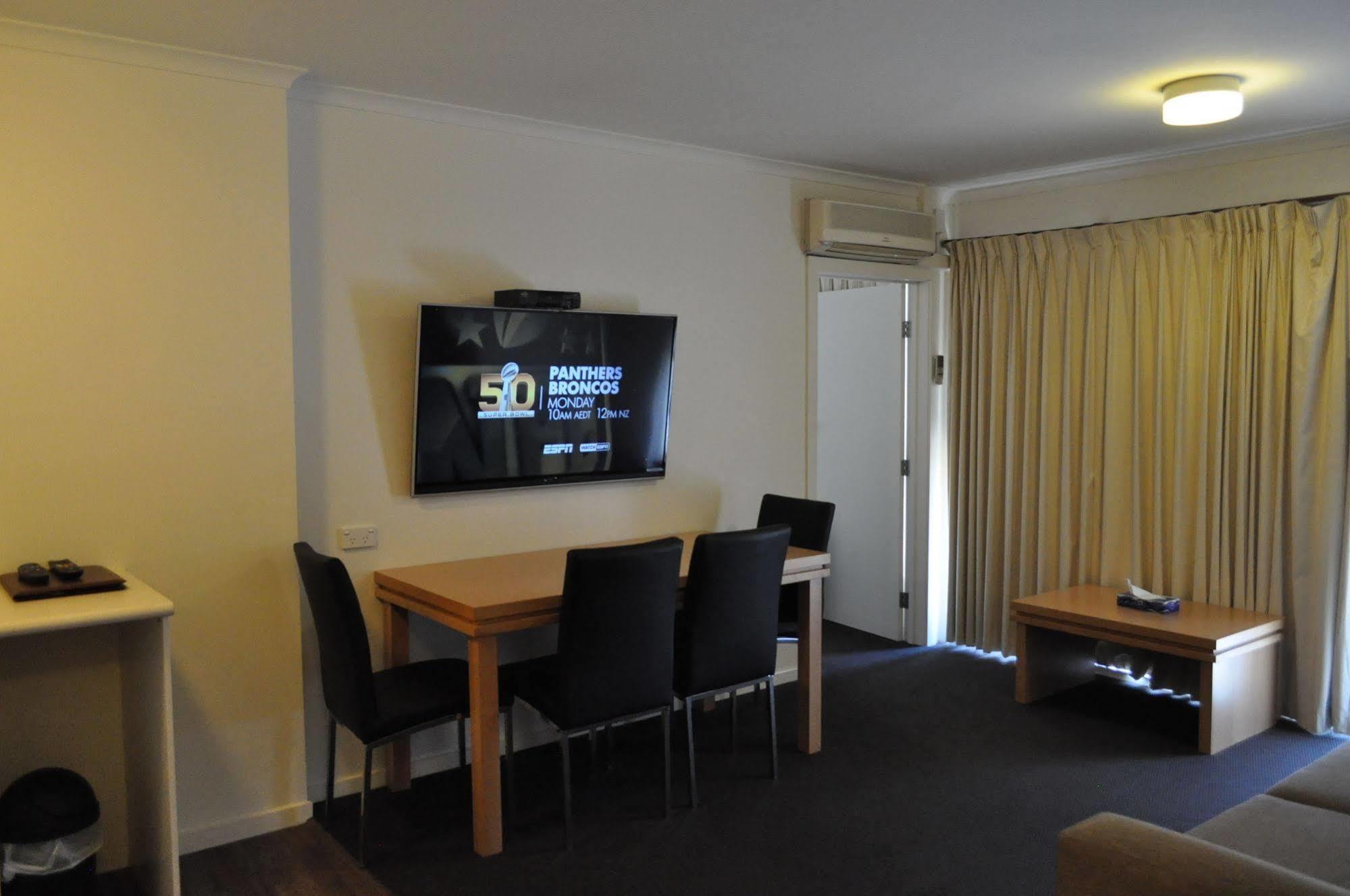 Burvale Motor Motel 3*