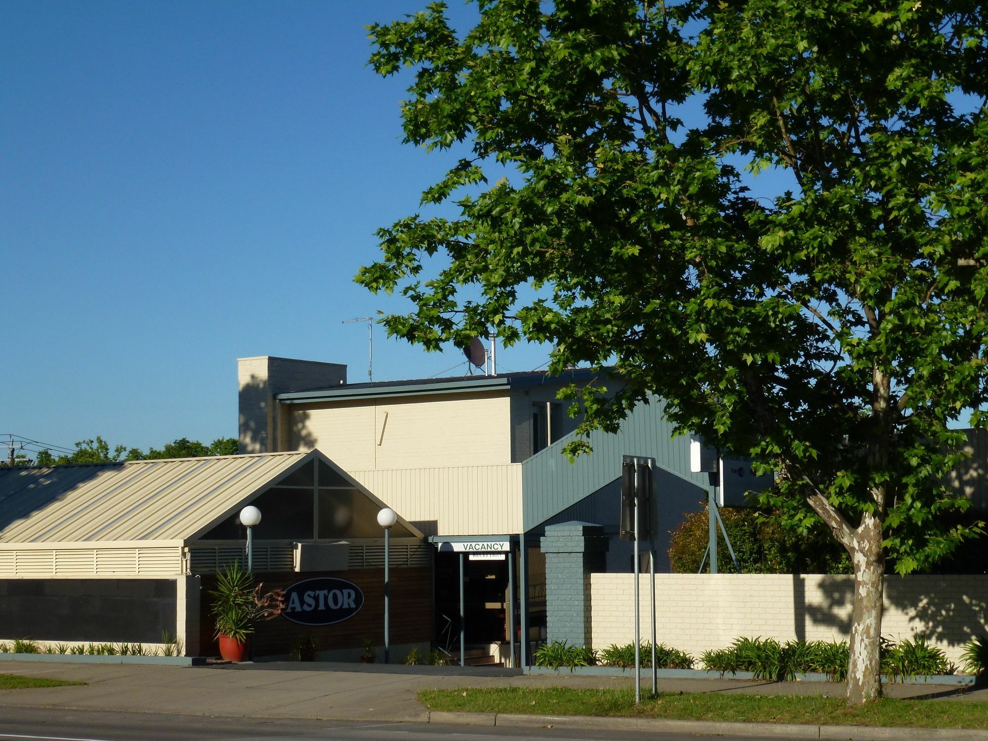 Astor Motel 3*