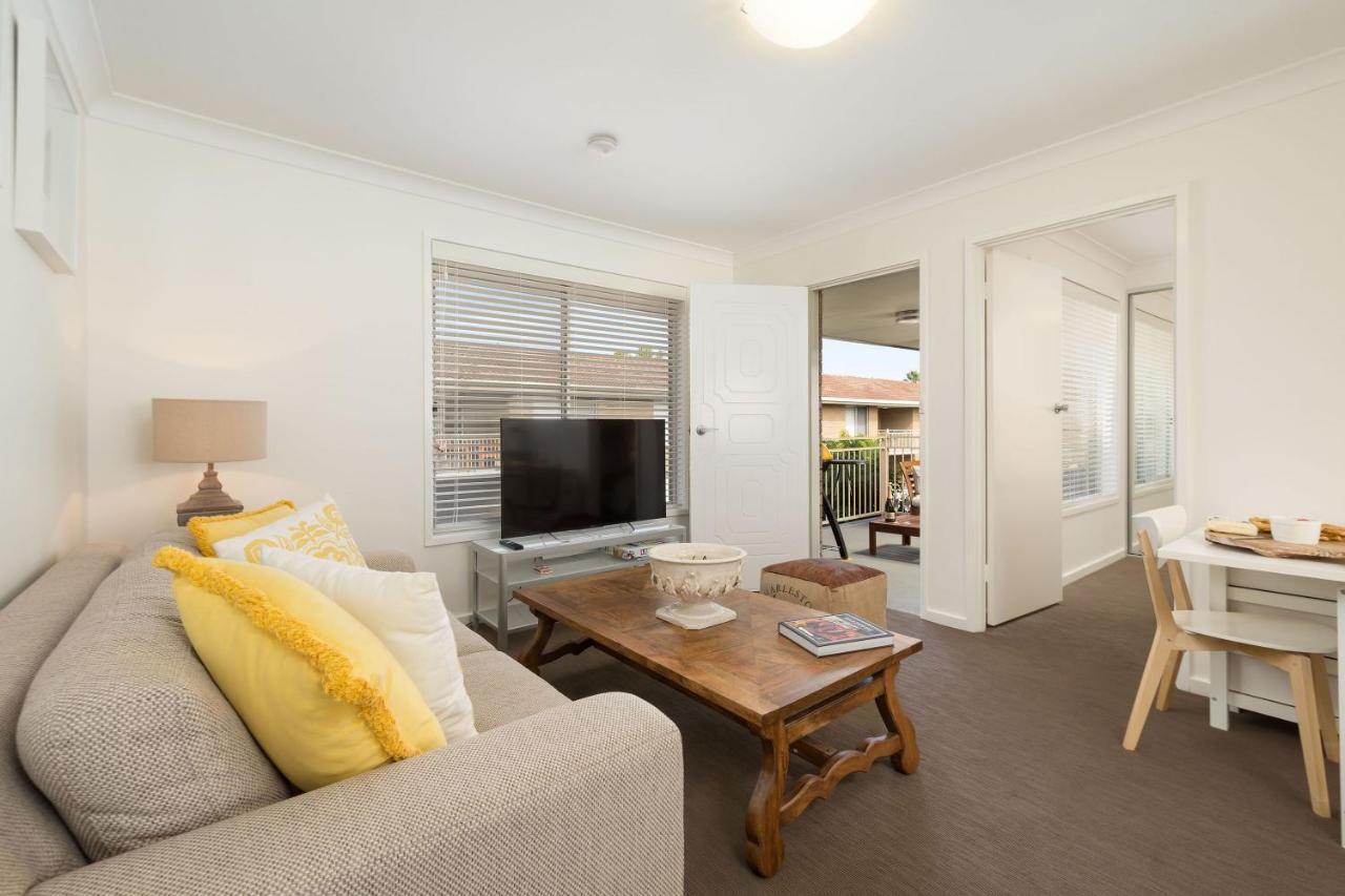 Living In Luxury - & Sophisticated * Albury