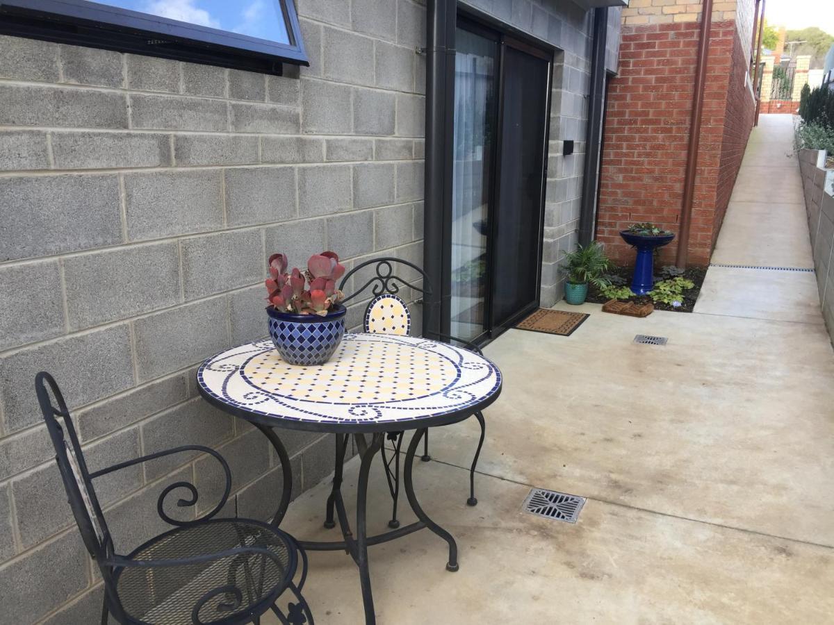 Homestay Modern, Private And Close To Town. Albury