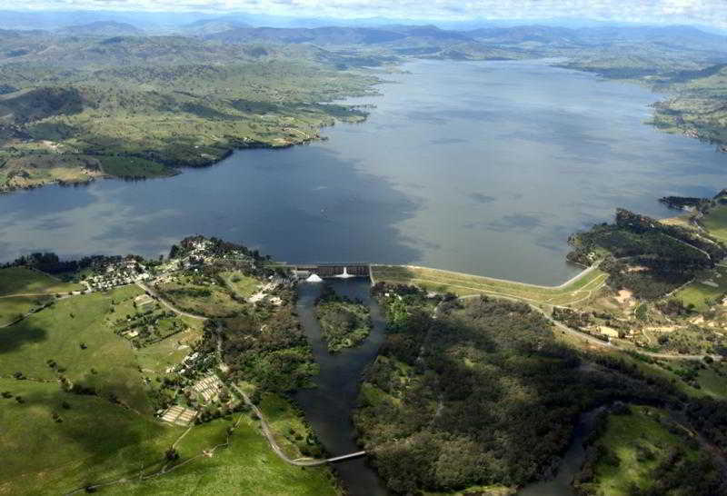 Hume Resort 3*