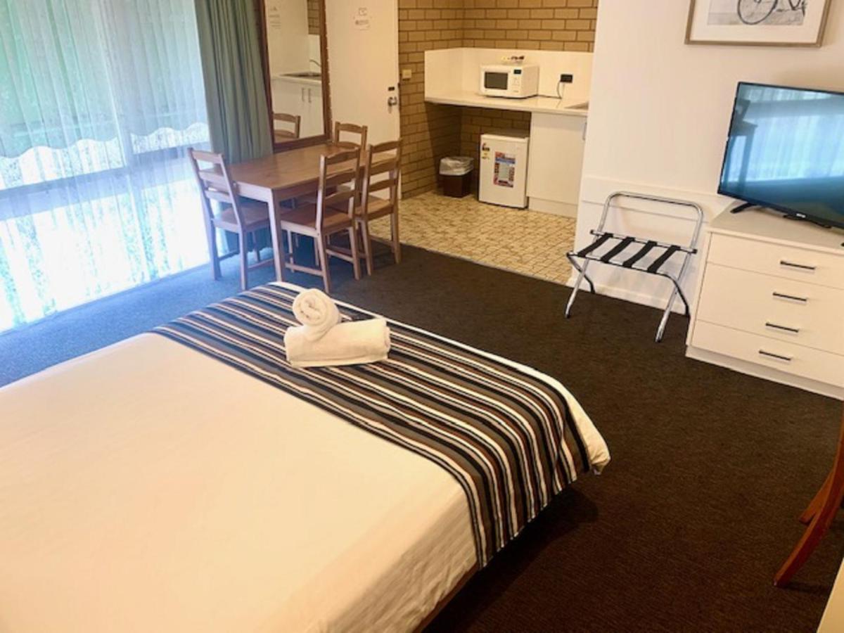 Albury City Motel 3*