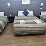 Elm Court Motel