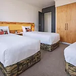 Atura Albury